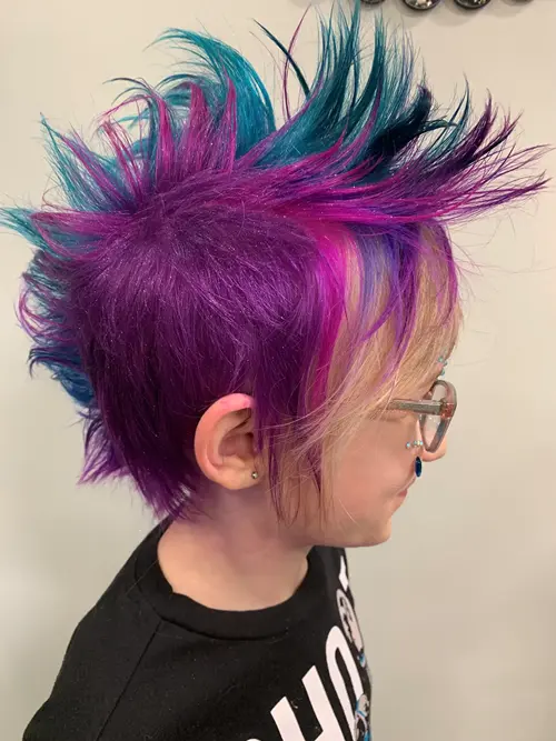 This young guest was given full creative freedom to design a look that felt bold, expressive, and co(..)