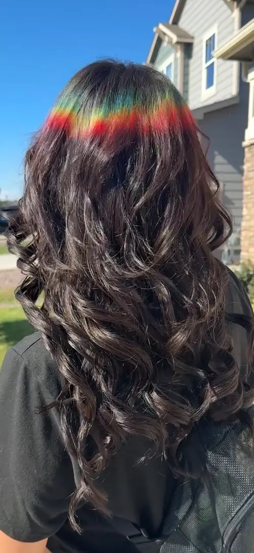 That rainbow halo deserves its own moment. Rich brunette, seamless length, soft movement, and a bold(..)