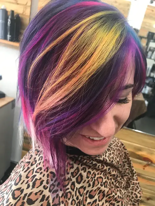 Denver Haircuts and Color specializing in precision haircuts, layered bob haircuts, fashion color, v(..)
